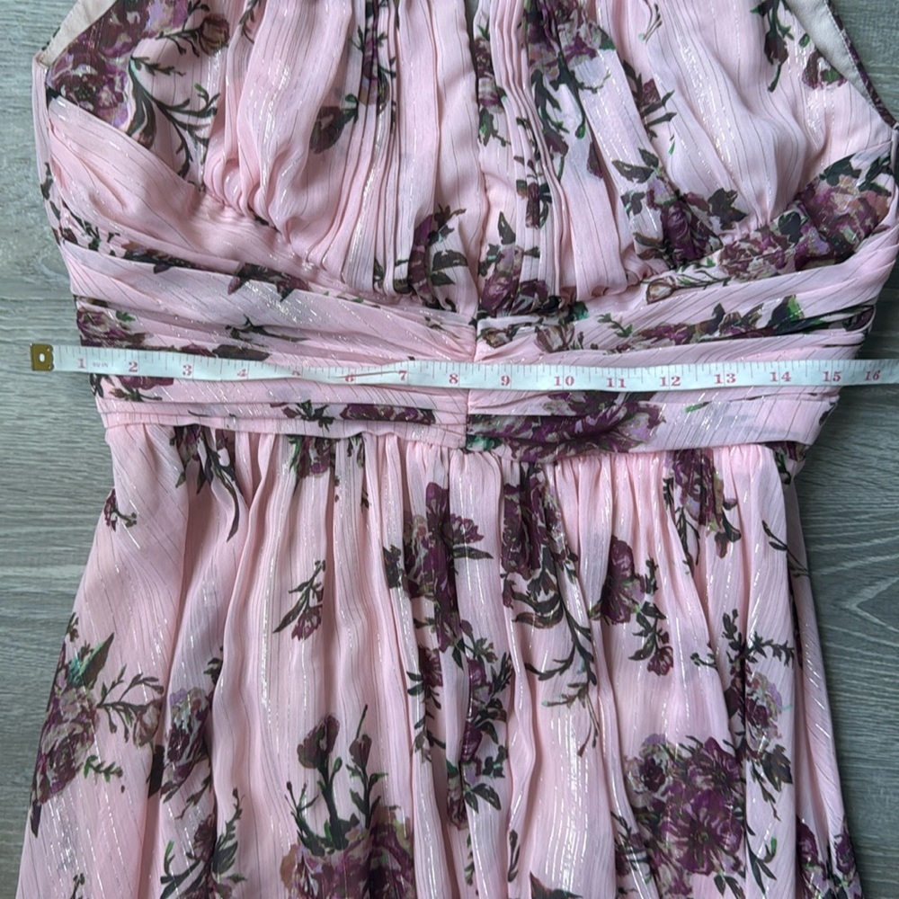 Chic Floral Halter Maxi Dress in Pink - Picture 11 of 13